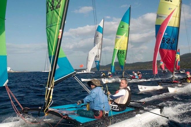 Tards and Eric start from Bellaroca - Philippine Hobie Challenge 2011 © Philippine Hobie Challenge Foundation